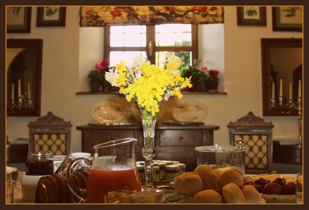 Castello Di Strambinello Bed & Breakfast Exterior photo