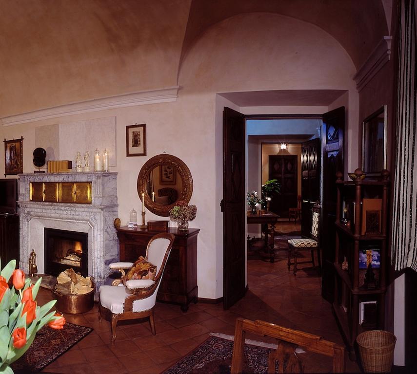 Castello Di Strambinello Bed & Breakfast Room photo